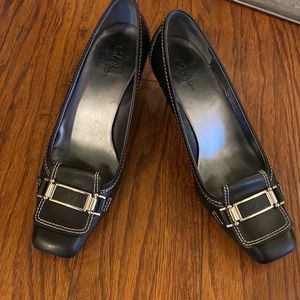 Cole Haan black leather Esme kitten heel pump 8.5
